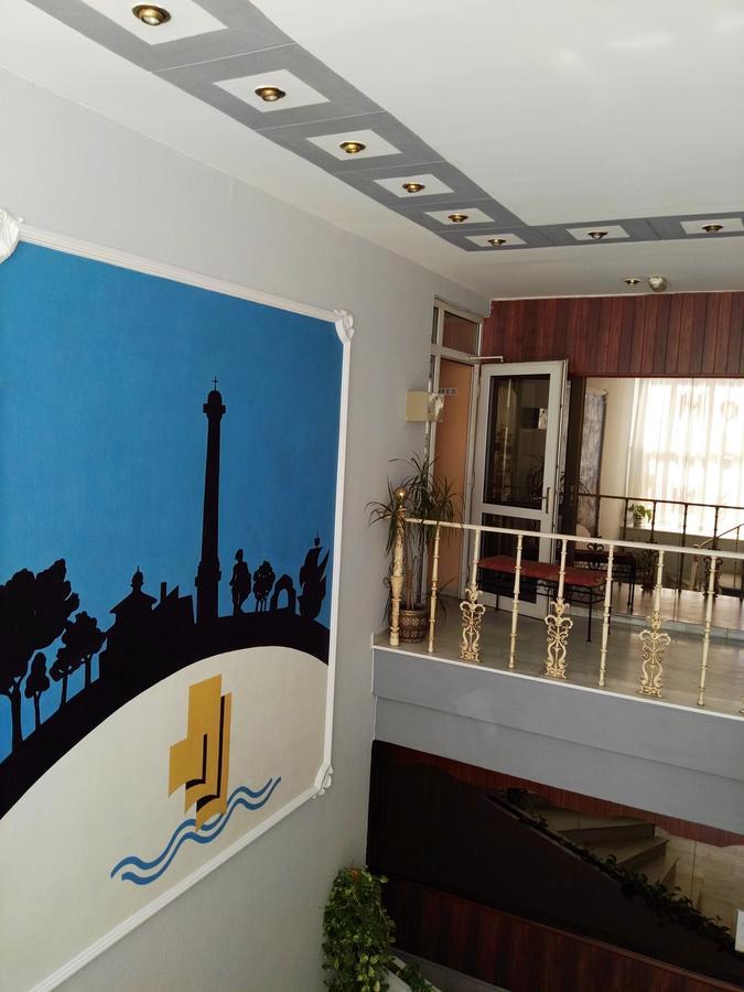 Hotel Restaurante La Rabida 帕洛斯德拉夫龙特拉 外观 照片