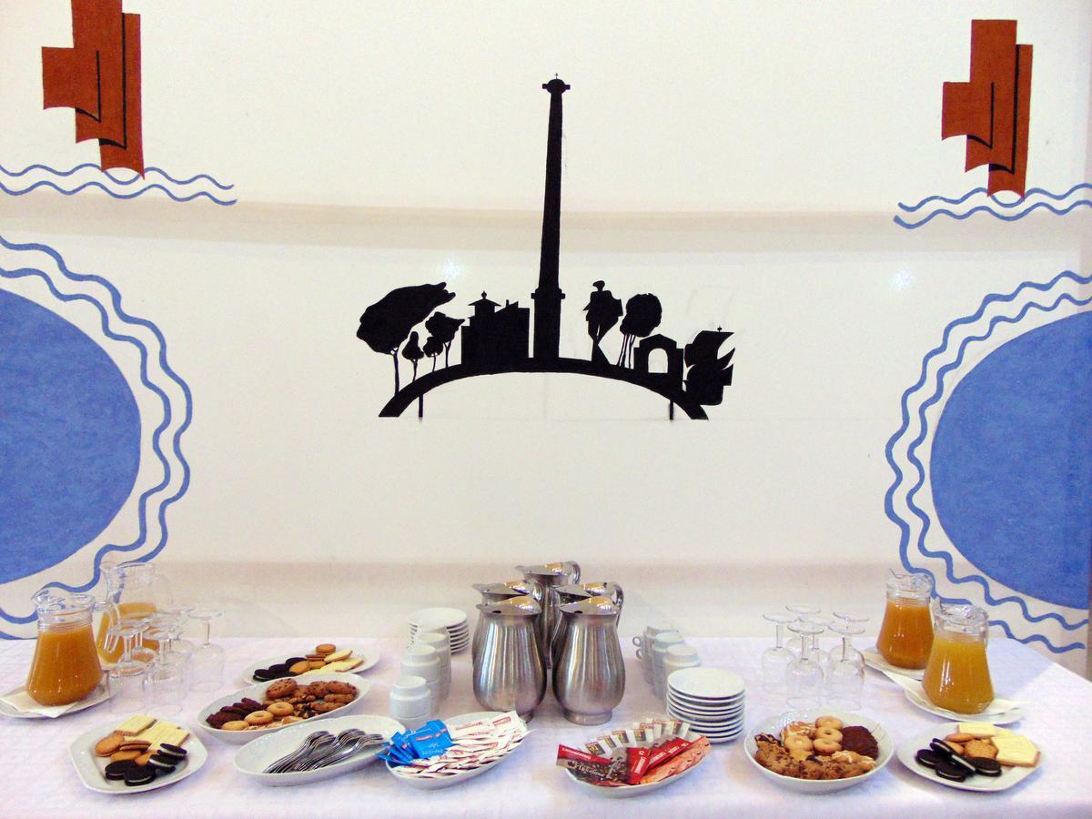 Hotel Restaurante La Rabida 帕洛斯德拉夫龙特拉 外观 照片