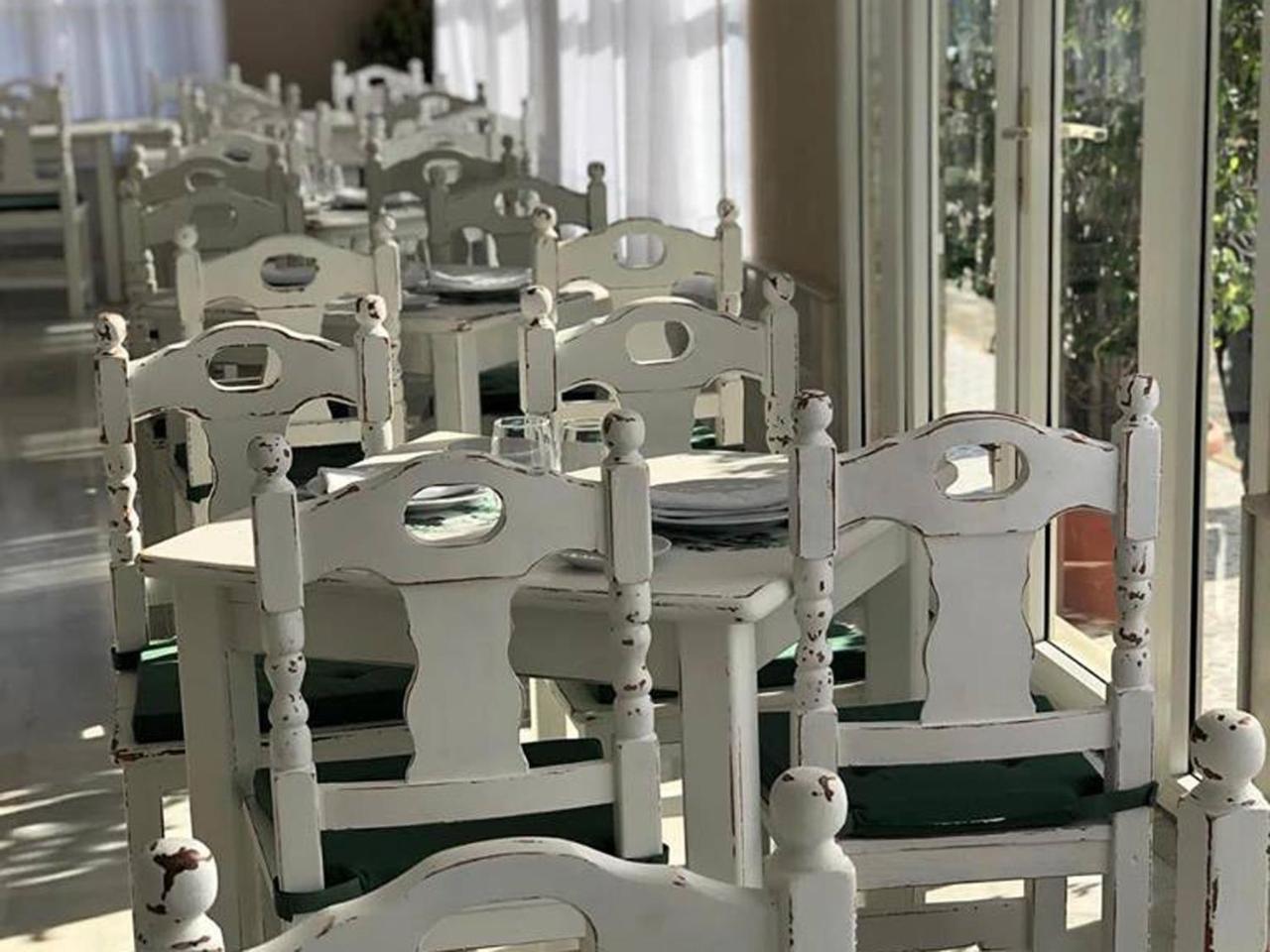 Hotel Restaurante La Rabida 帕洛斯德拉夫龙特拉 外观 照片